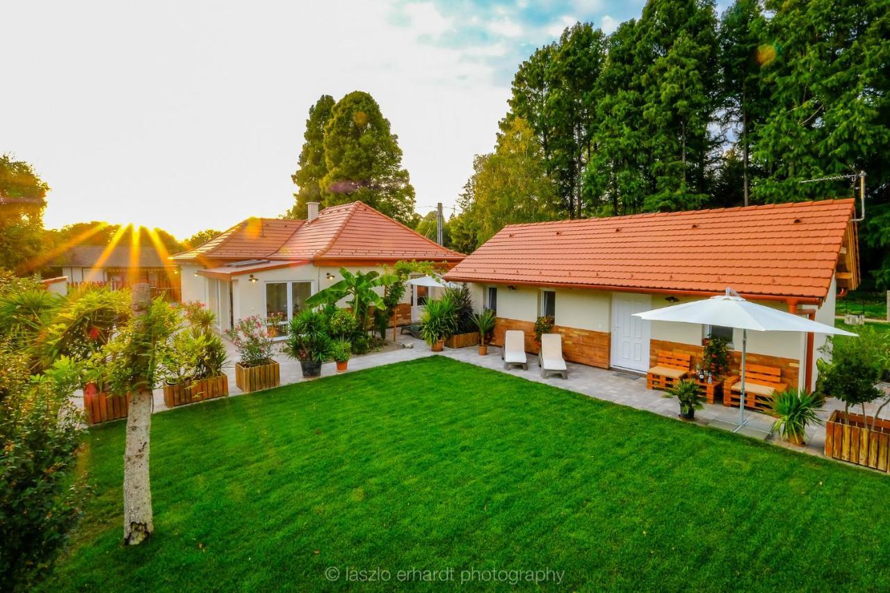 Ciprus Porta Apartmanok Balatonkenese Dış mekan fotoğraf