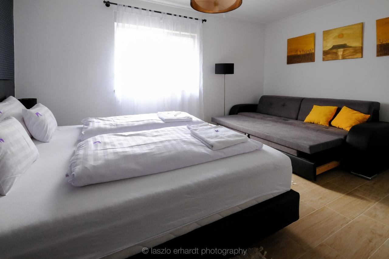 Ciprus Porta Apartmanok Balatonkenese Dış mekan fotoğraf