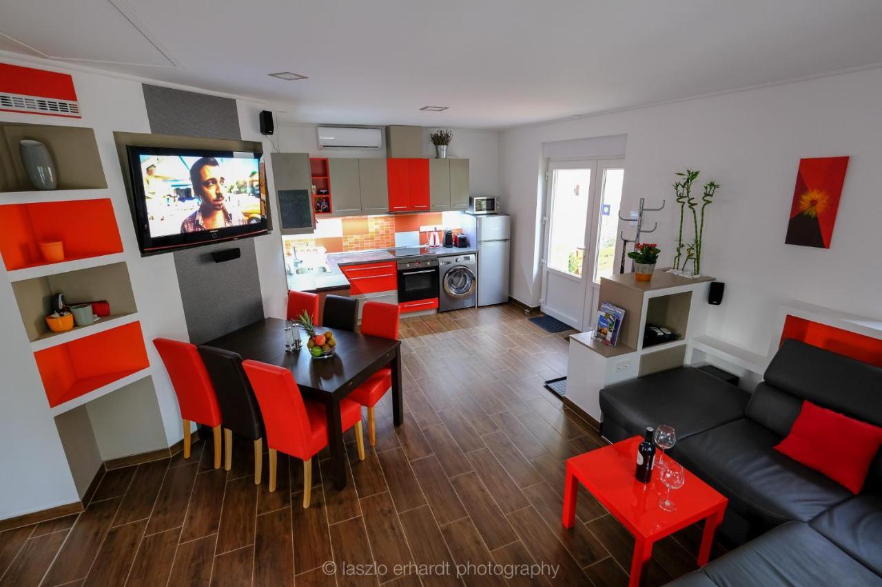 Ciprus Porta Apartmanok Balatonkenese Dış mekan fotoğraf